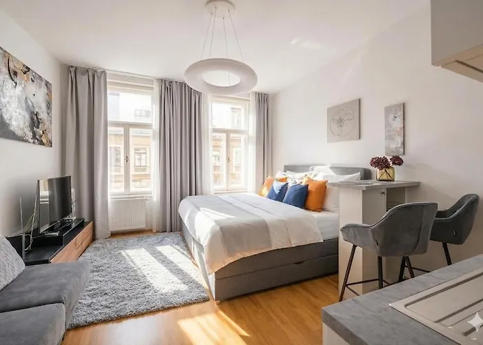 Apartment Luxurious At New Town By Wishlist *